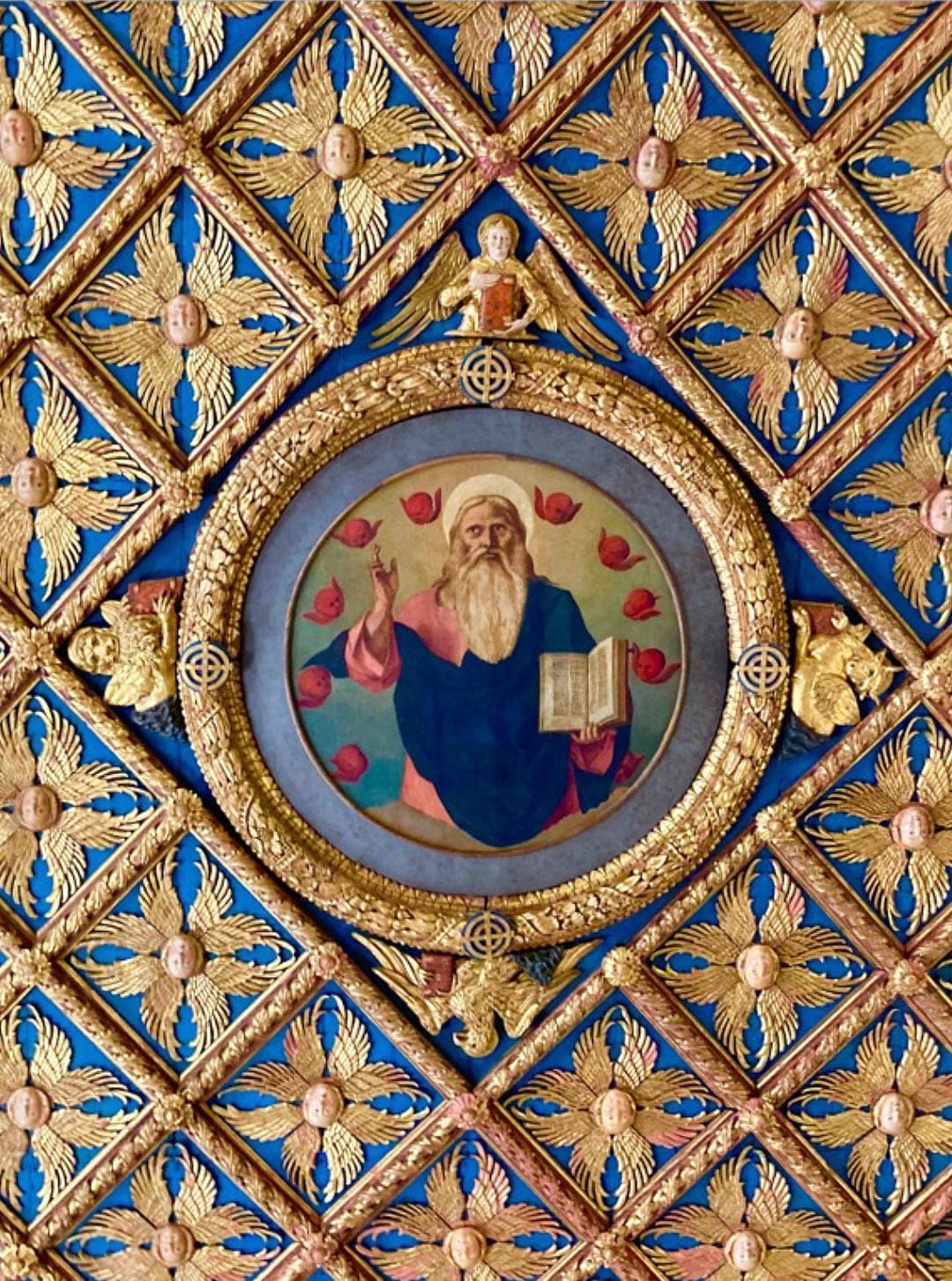 1659.large_.jpg Image of God the Father on the ceiling