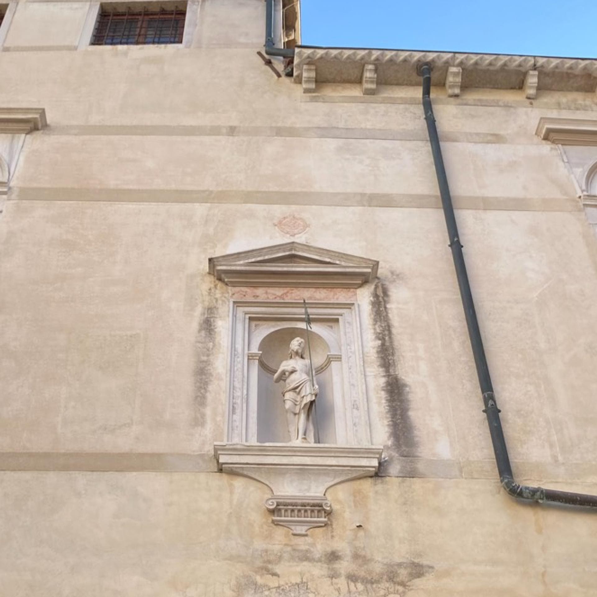1518.large_.jpg Courtyard