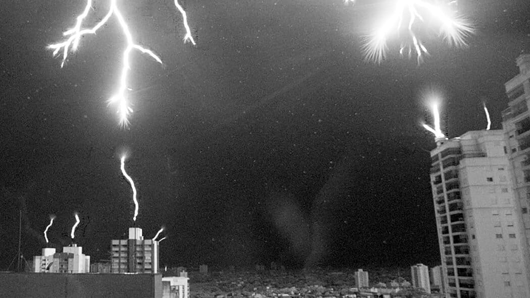 28tb-lightningrod-promo-videoSixteenByNine1050