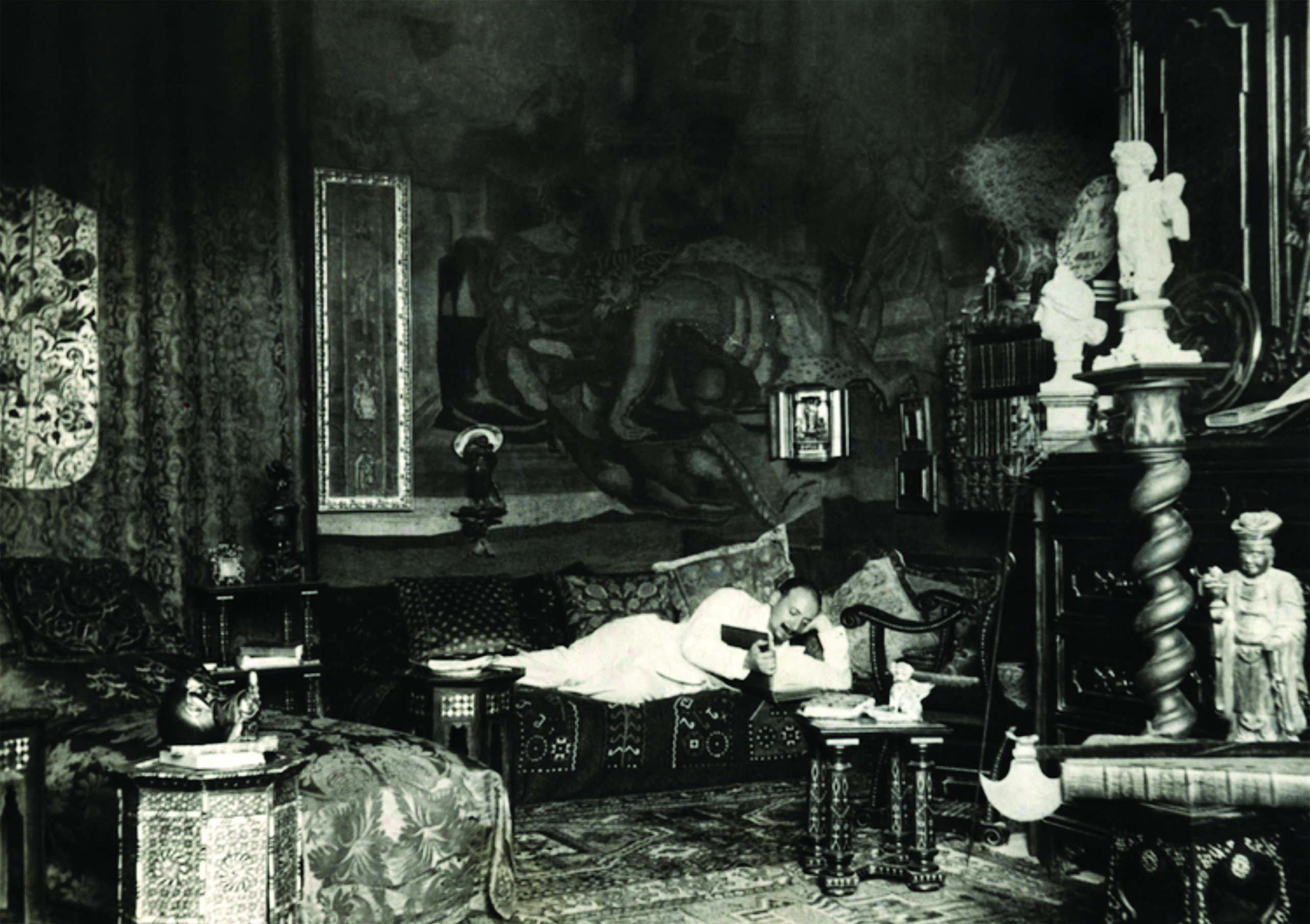 GABRIELE D'ANNUNZIO (1863-1938) Italian writer,poet and journalist